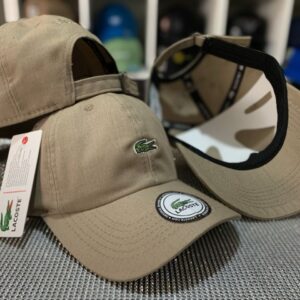 Boné Lacoste Mini Croc - MARROM