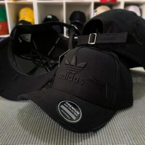 Boné Rasgadinho Adidas - PRETO/PRETO